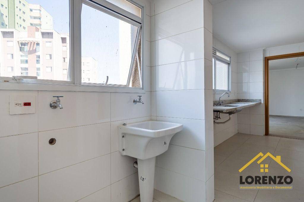 Apartamento à venda com 3 quartos, 118m² - Foto 9