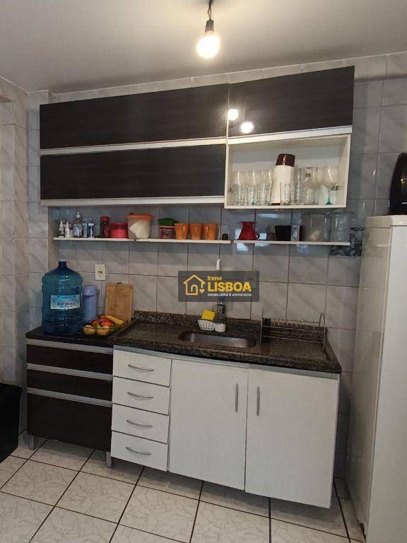 Apartamento à venda com 3 quartos, 94m² - Foto 9