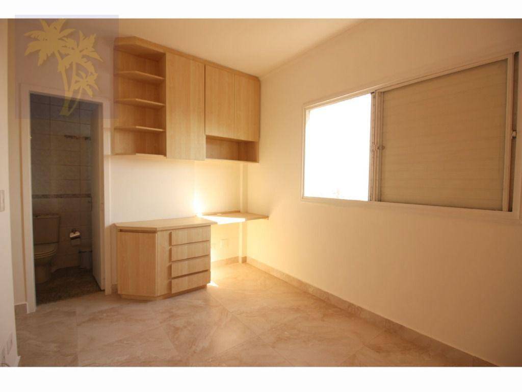 Apartamento para alugar com 3 quartos, 70m² - Foto 11