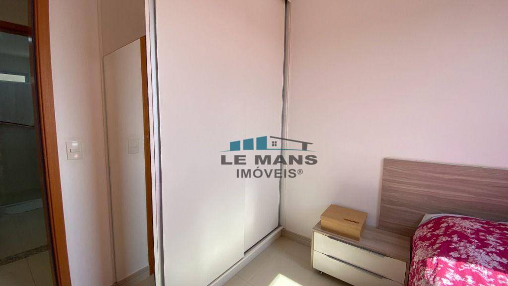 Apartamento à venda com 3 quartos, 86m² - Foto 12