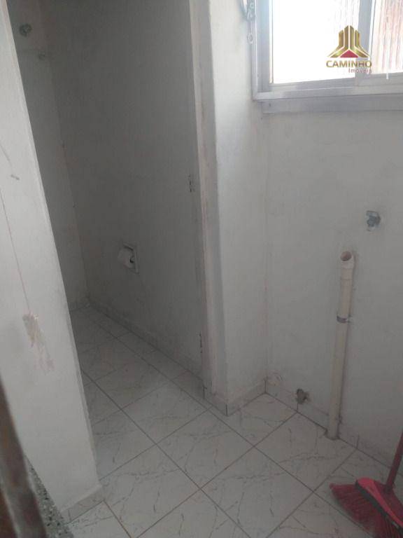 Apartamento à venda com 2 quartos, 61m² - Foto 12