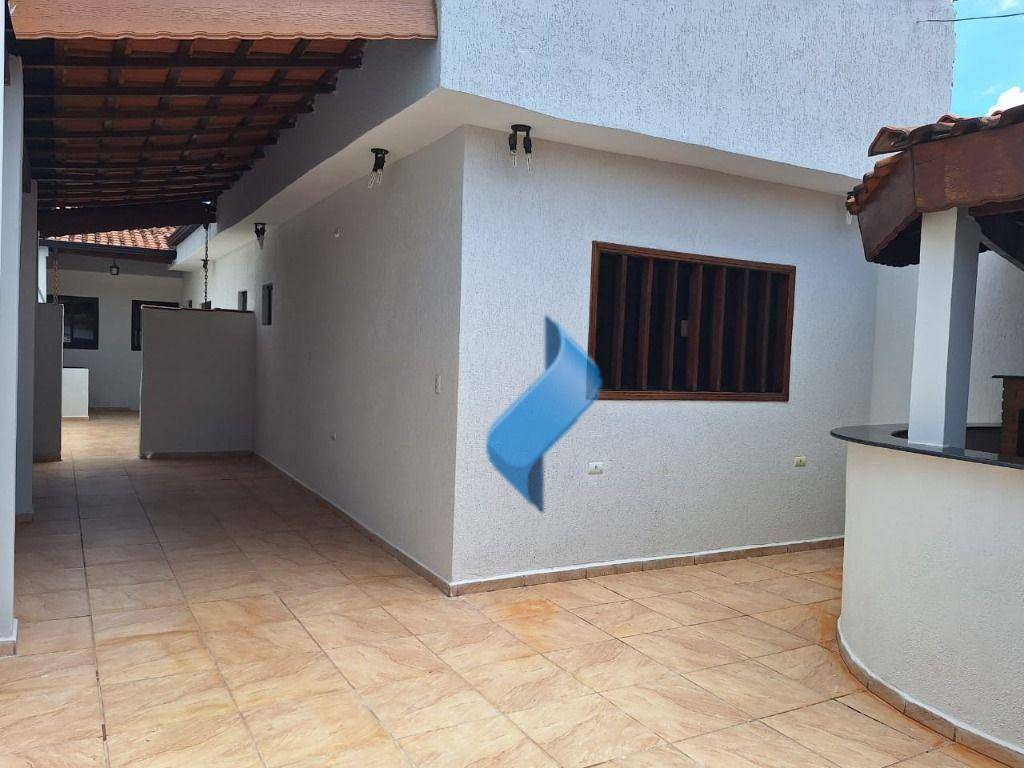 Casa à venda com 2 quartos, 97m² - Foto 4