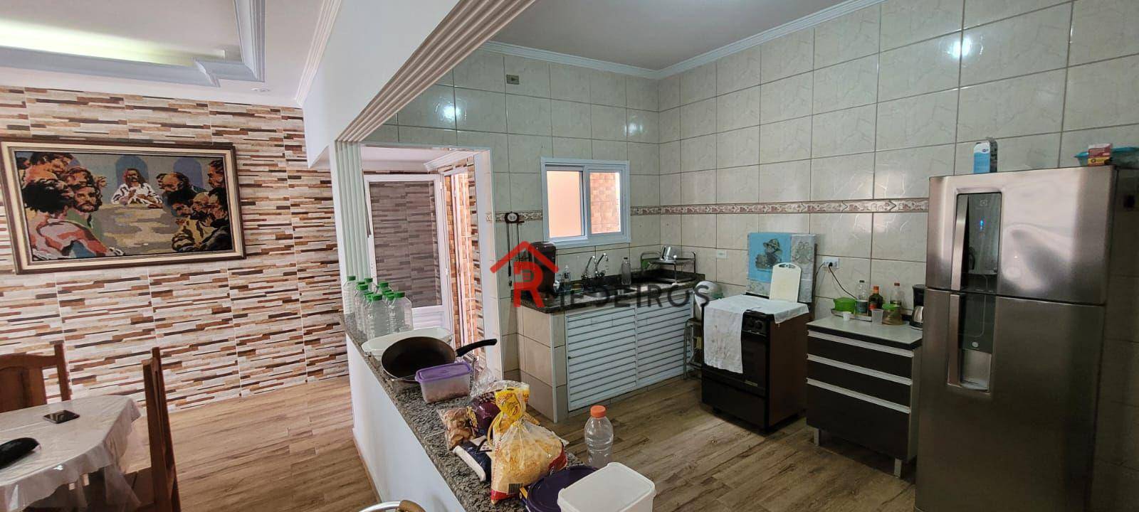 Casa à venda com 3 quartos, 140M2 - Foto 4