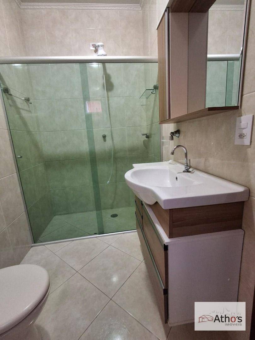 Casa para alugar com 4 quartos, 170m² - Foto 3