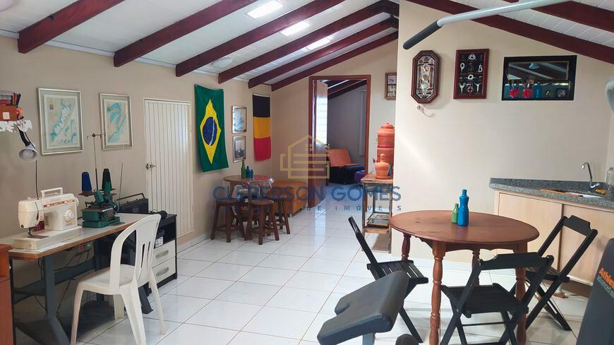 Casa à venda com 4 quartos, 460m² - Foto 4