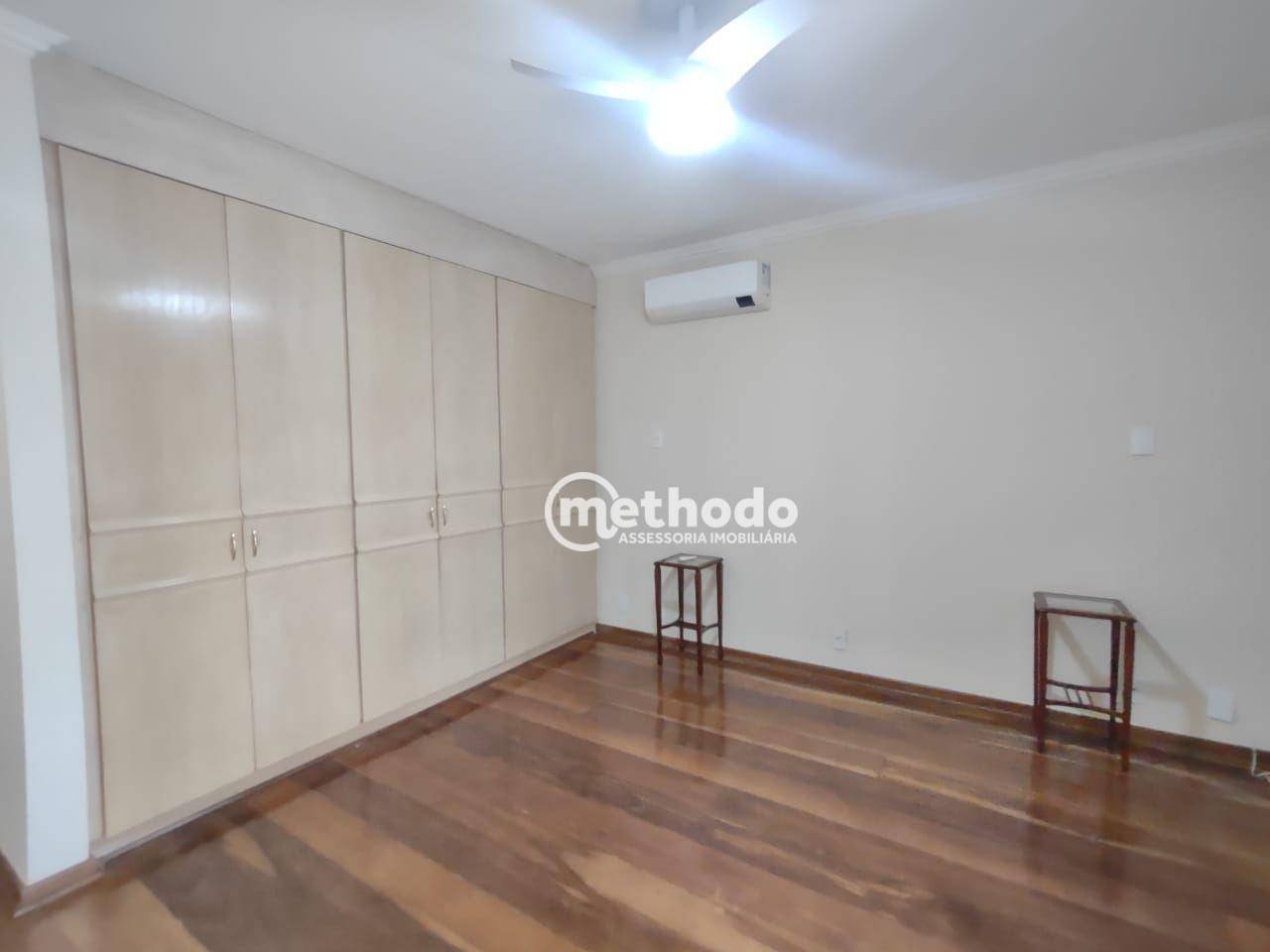 Casa de Condomínio para alugar com 3 quartos, 480m² - Foto 15