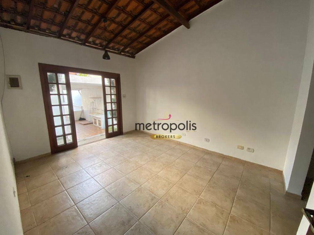 Casa para alugar com 3 quartos, 200m² - Foto 33