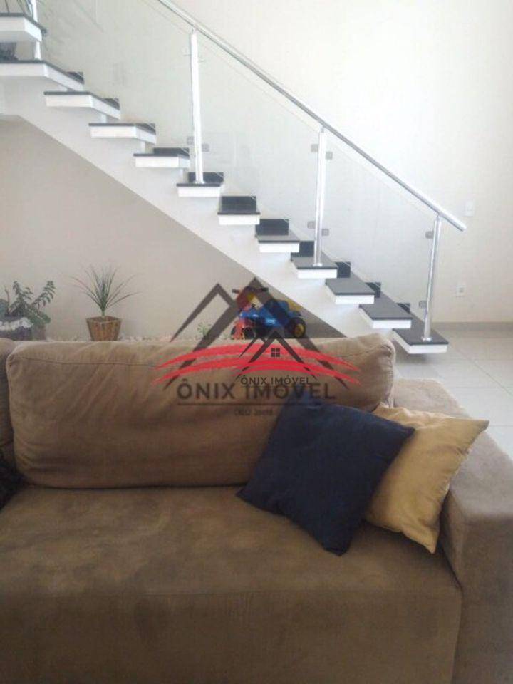 Casa de Condomínio à venda com 4 quartos, 600m² - Foto 6