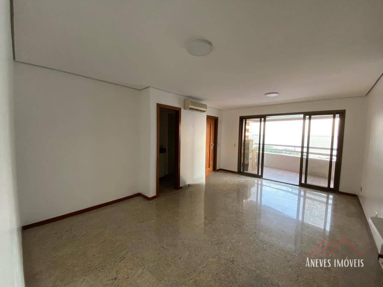 Apartamento à venda com 4 quartos, 164m² - Foto 3