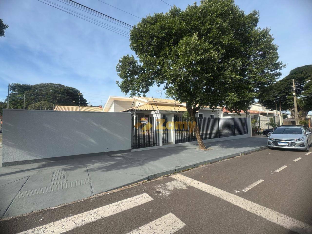 Casa à venda com 3 quartos, 232m² - Foto 18
