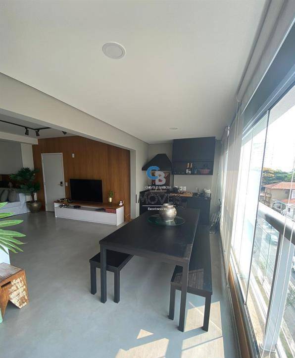 Apartamento à venda com 3 quartos, 127m² - Foto 3