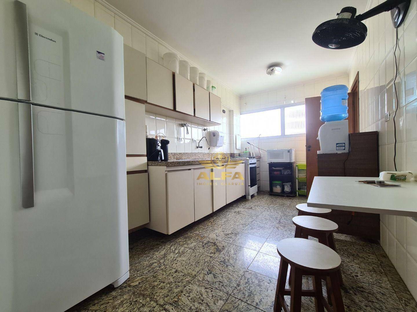 Apartamento à venda com 2 quartos, 100m² - Foto 11