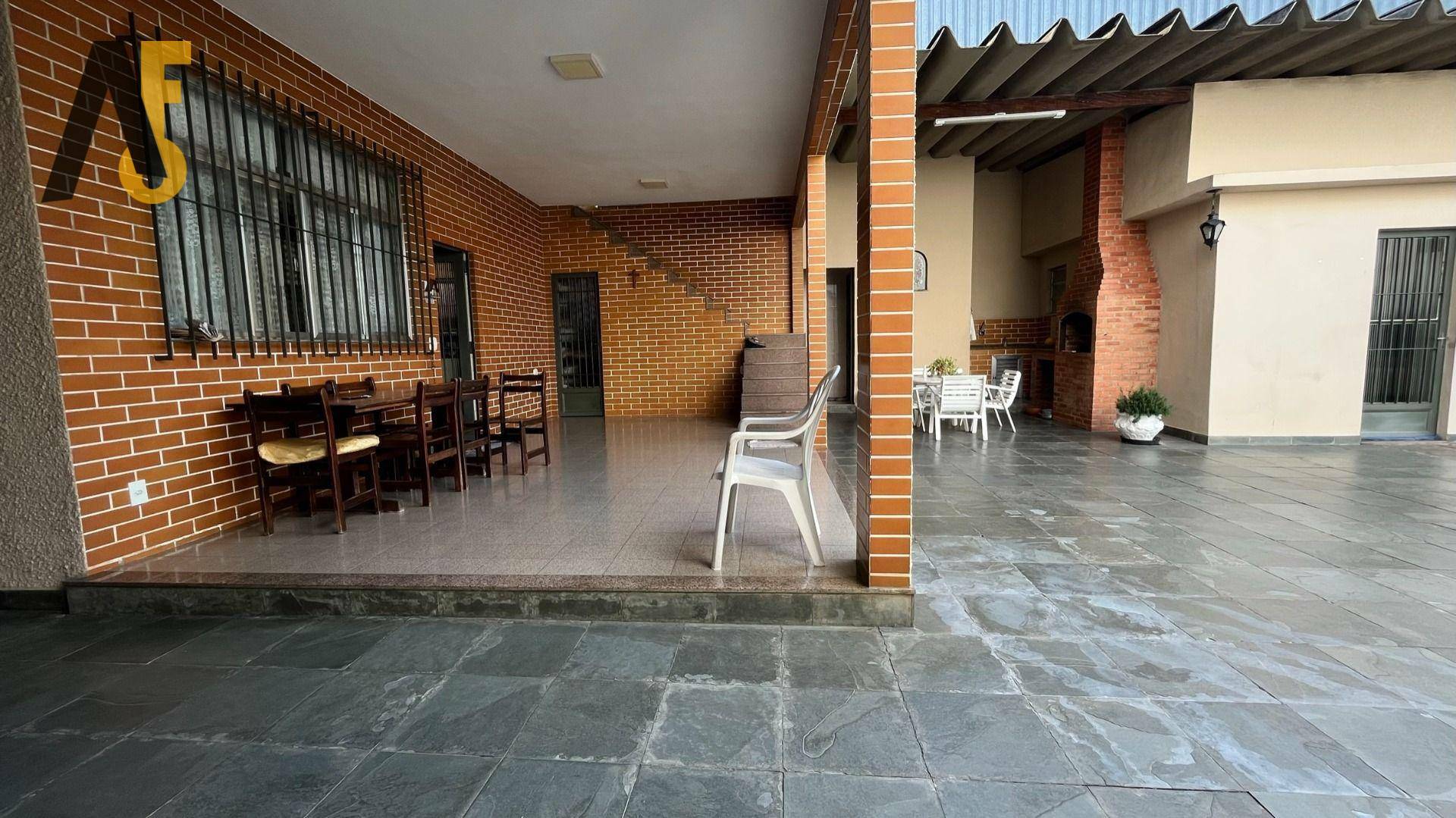 Casa à venda com 5 quartos, 426m² - Foto 19