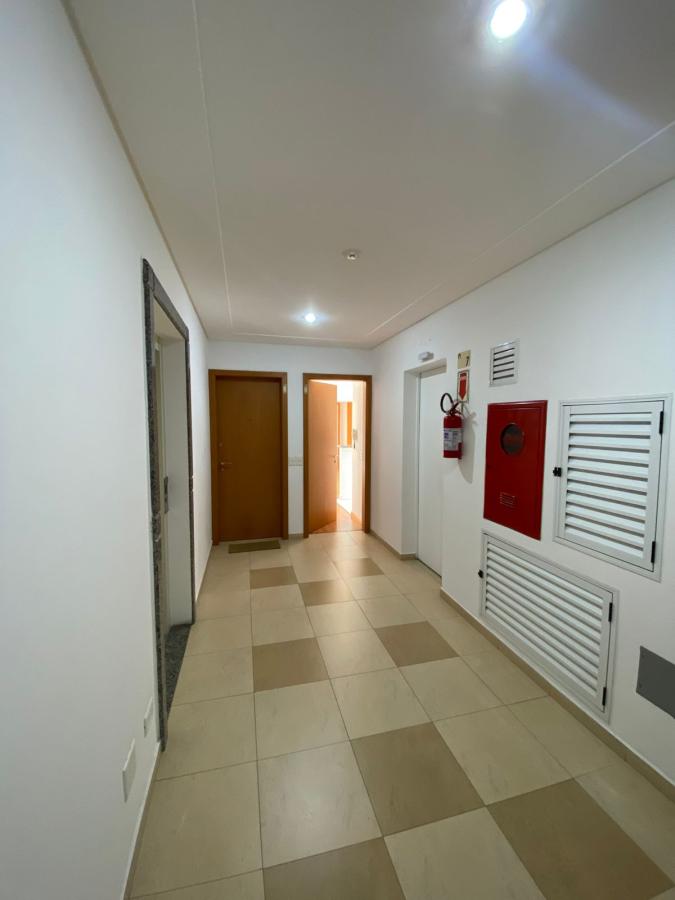 Apartamento para alugar com 2 quartos, 60m² - Foto 7