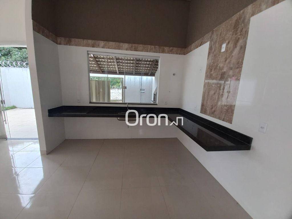 Casa à venda com 3 quartos, 125m² - Foto 4