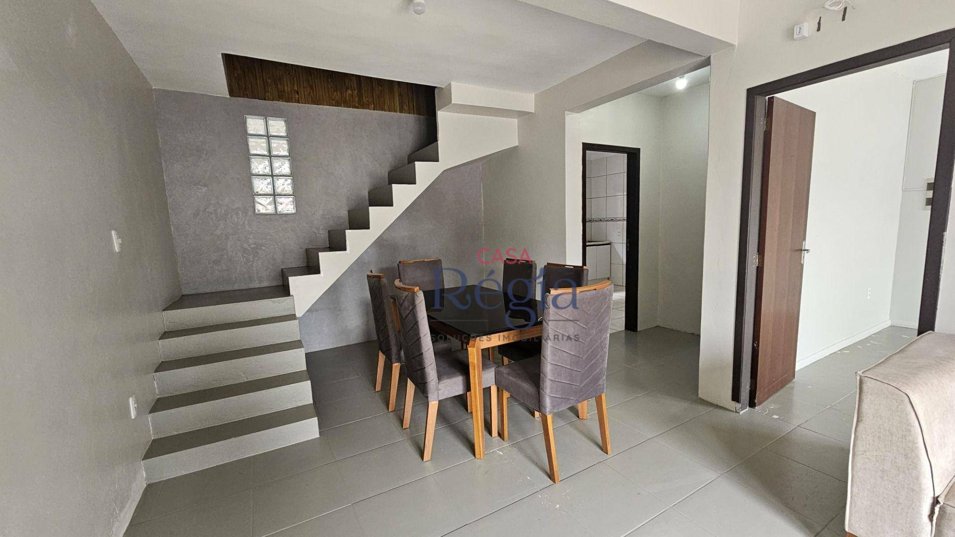 Casa à venda com 5 quartos, 220m² - Foto 16