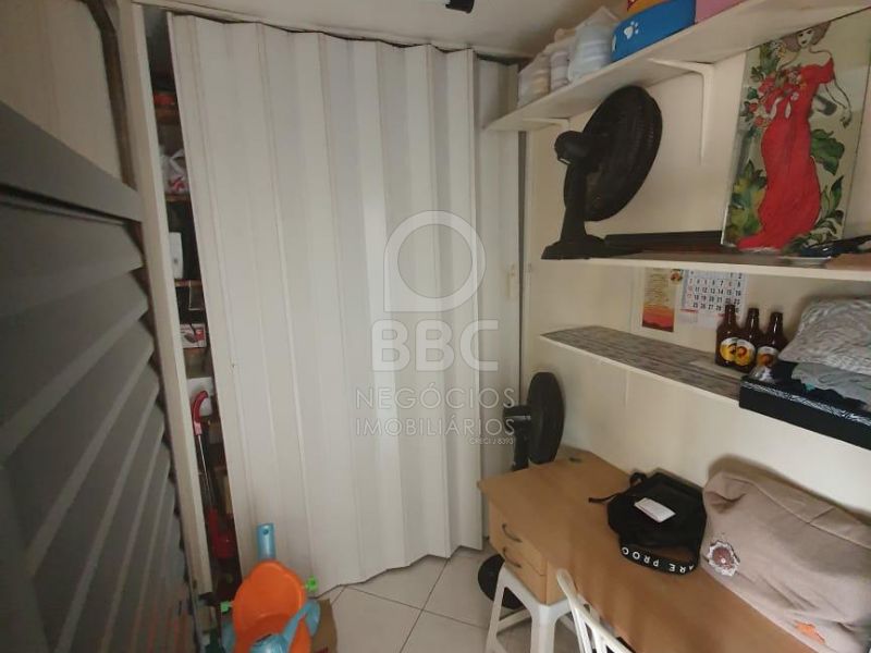 Apartamento à venda com 3 quartos, 170m² - Foto 9