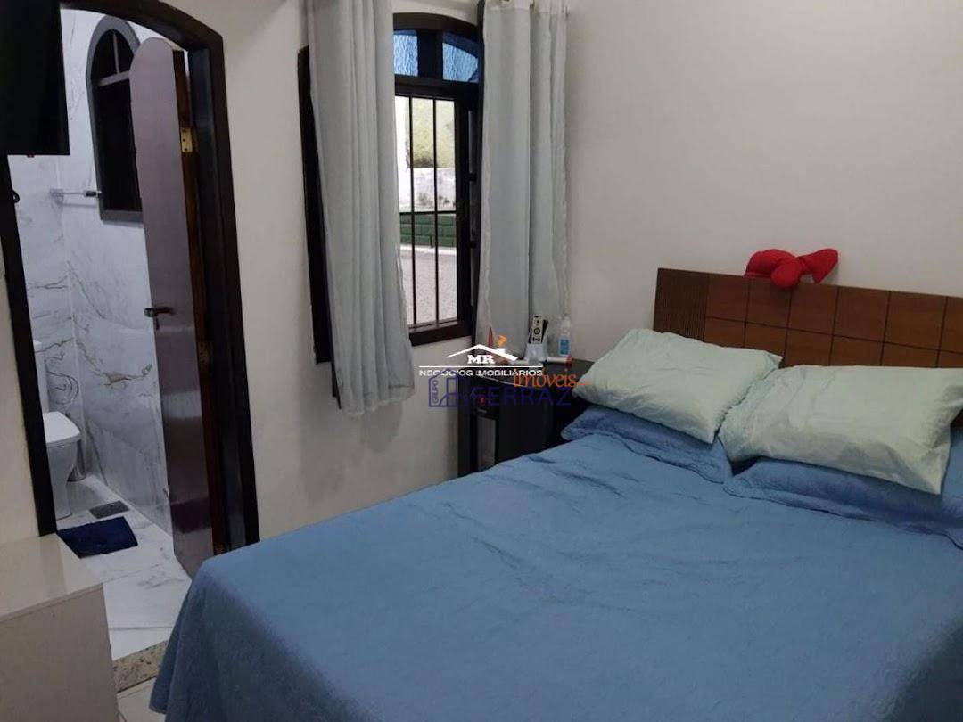 Casa à venda com 3 quartos, 200m² - Foto 28