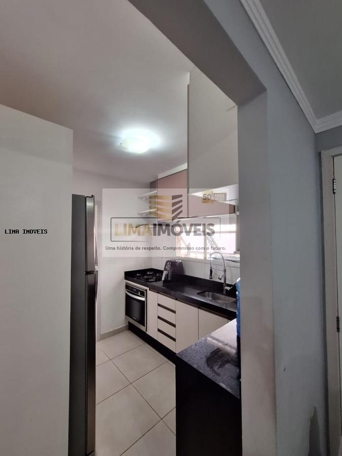 Casa à venda com 3 quartos, 90m² - Foto 6