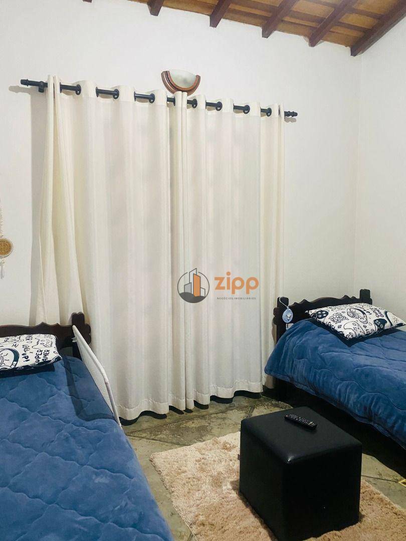 Casa à venda com 3 quartos, 560m² - Foto 17