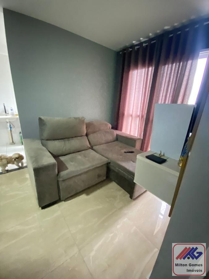 Apartamento à venda com 2 quartos, 47m² - Foto 2