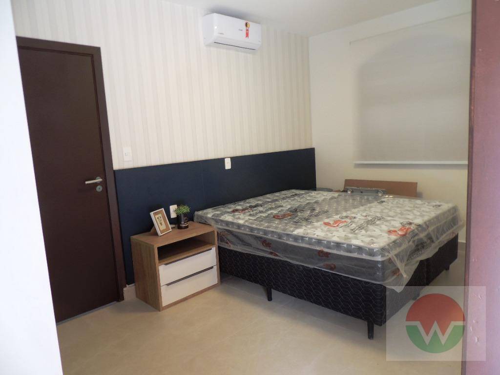 Casa de Condomínio à venda com 4 quartos, 300m² - Foto 23