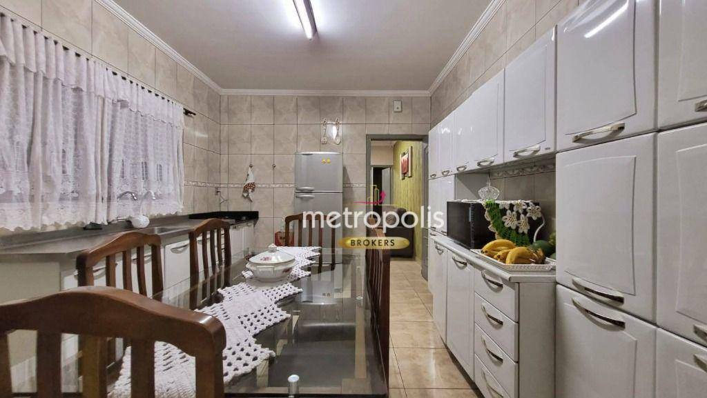 Casa à venda com 2 quartos, 125m² - Foto 2