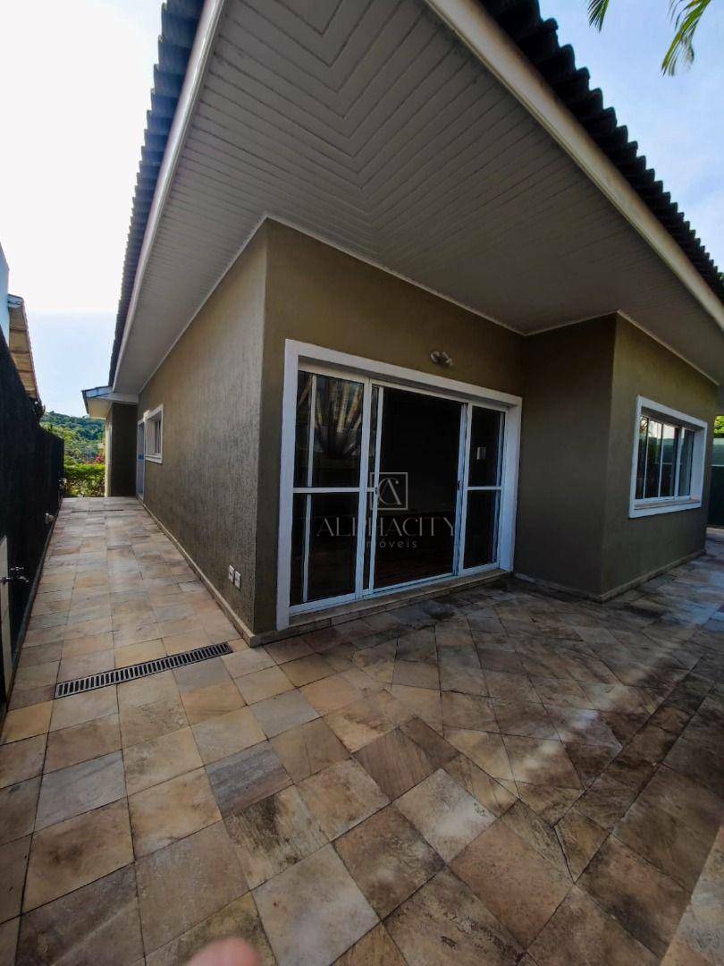 Casa de Condomínio à venda e aluguel com 4 quartos, 384m² - Foto 5