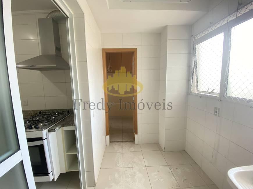 Apartamento à venda com 3 quartos, 113m² - Foto 28