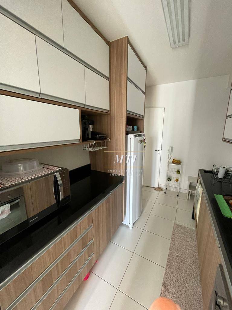 Apartamento à venda com 3 quartos, 134m² - Foto 8