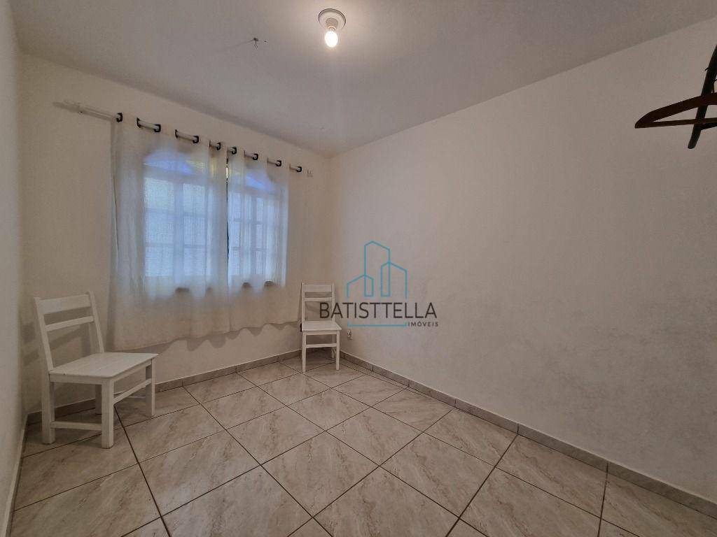 Casa à venda com 4 quartos, 220m² - Foto 29