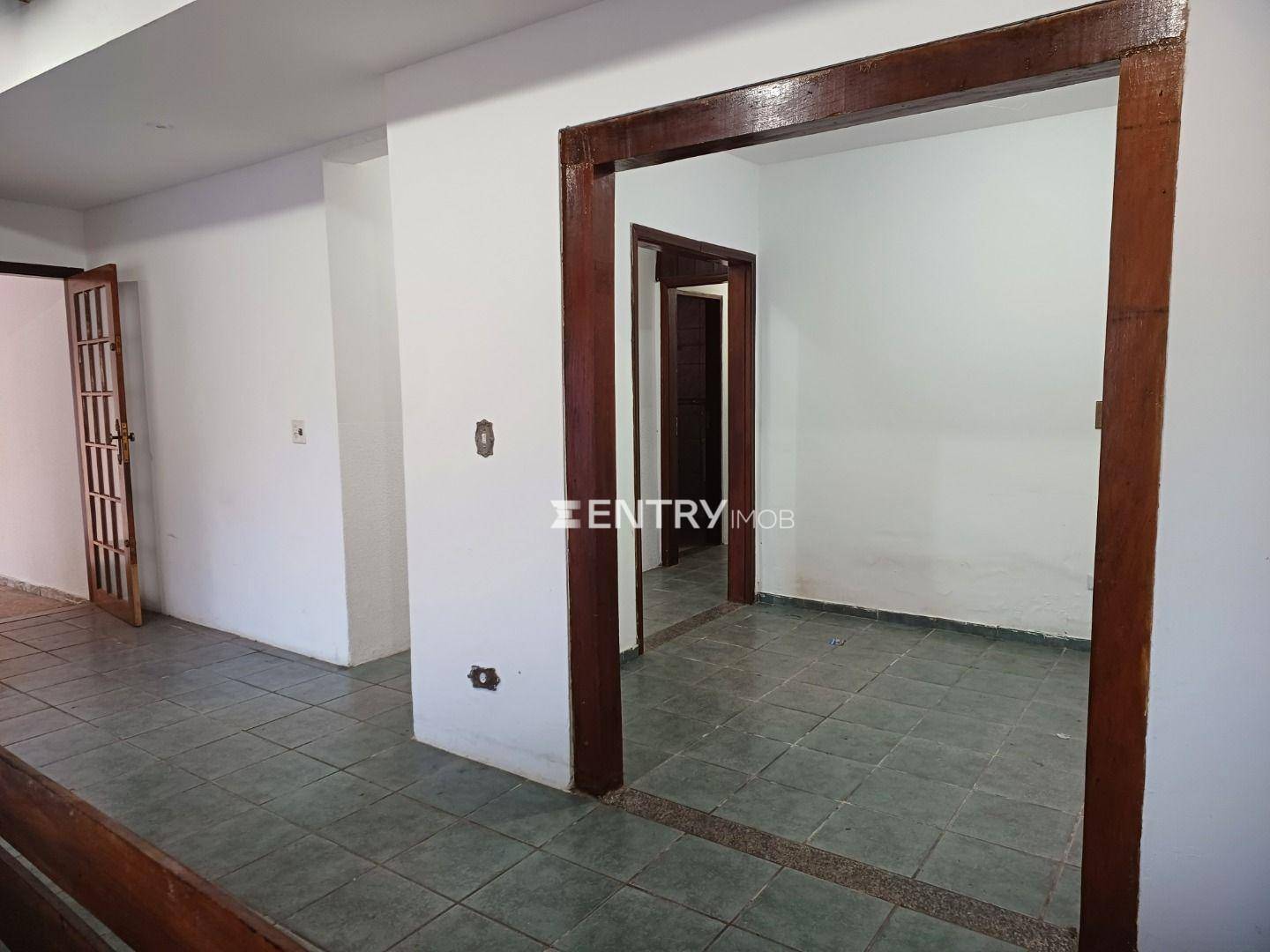 Casa à venda com 3 quartos, 100m² - Foto 9