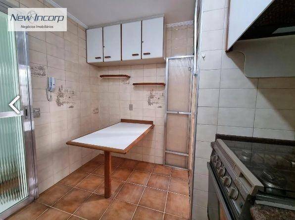 Apartamento à venda com 2 quartos, 67m² - Foto 3