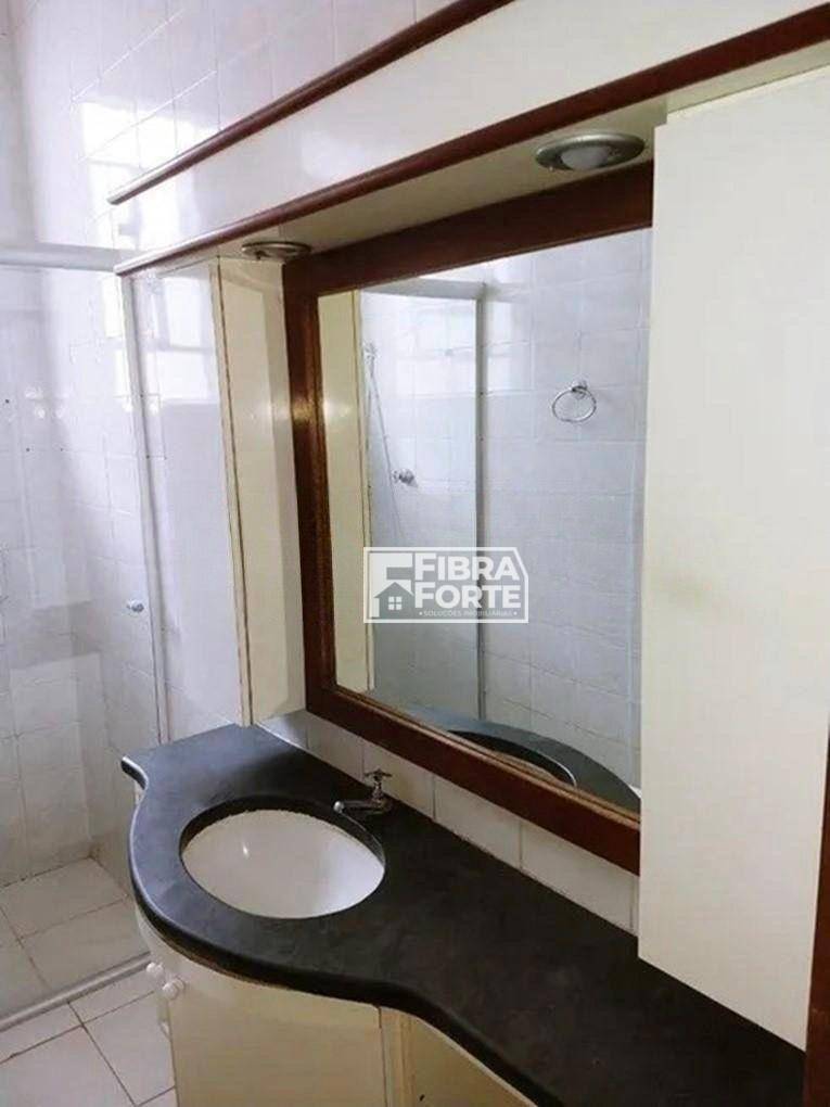 Casa à venda com 3 quartos, 170m² - Foto 12