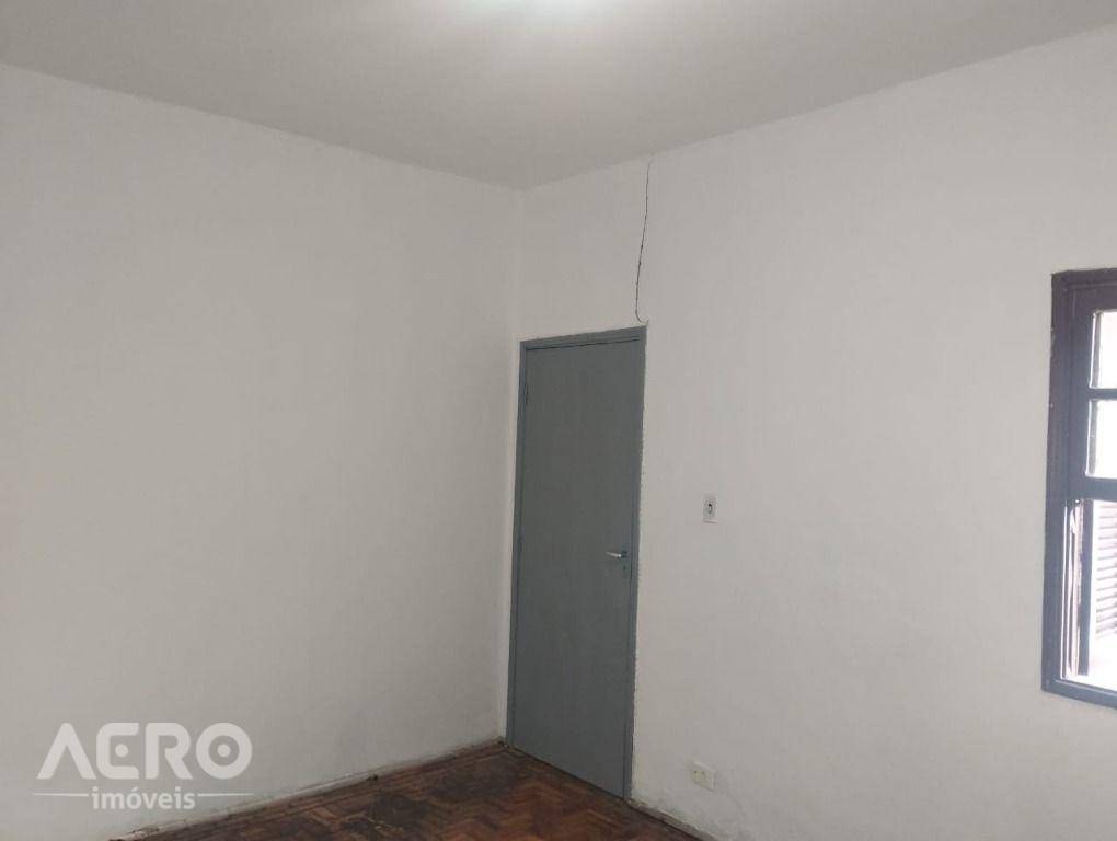 Casa à venda com 2 quartos, 95m² - Foto 12