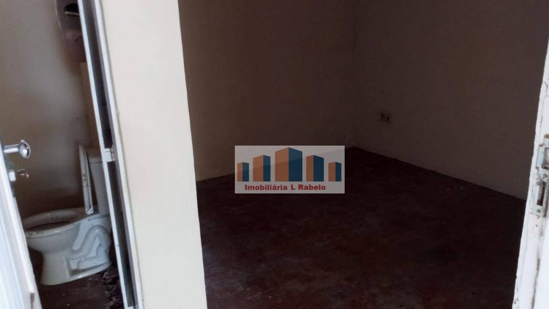 Casa para alugar com 4 quartos, 720M2 - Foto 11