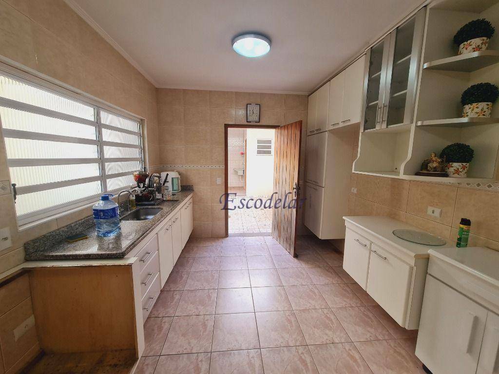 Sobrado à venda com 3 quartos, 210m² - Foto 9