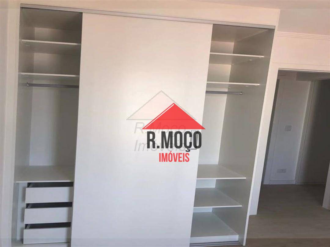 Apartamento à venda com 3 quartos, 209m² - Foto 18