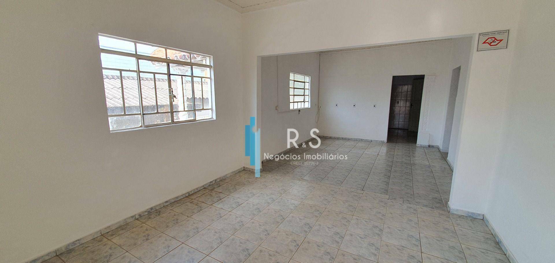 Casa à venda com 4 quartos, 276m² - Foto 13