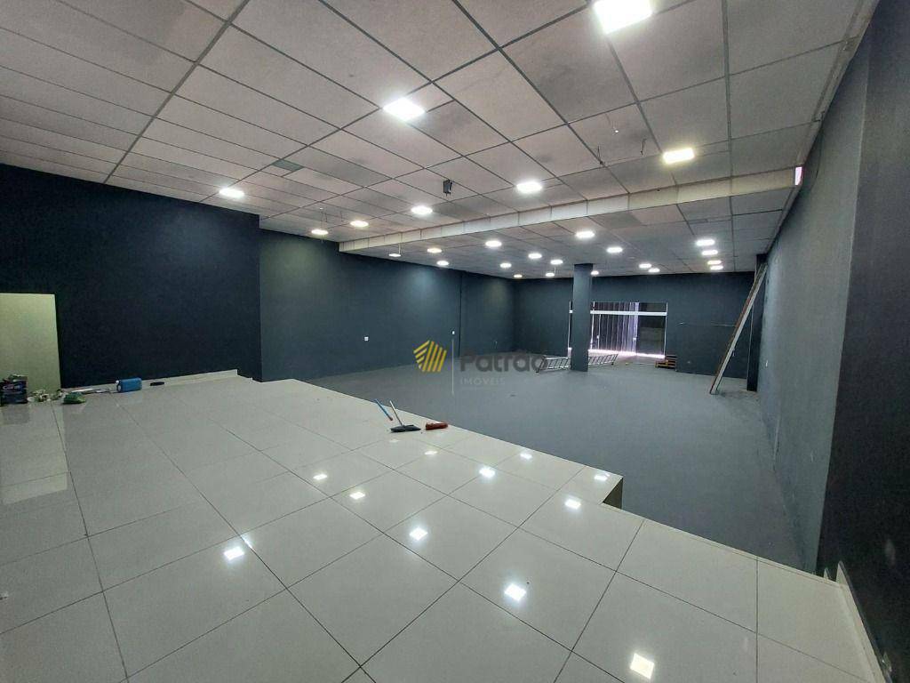 Depósito-Galpão-Armazém para alugar, 370m² - Foto 2