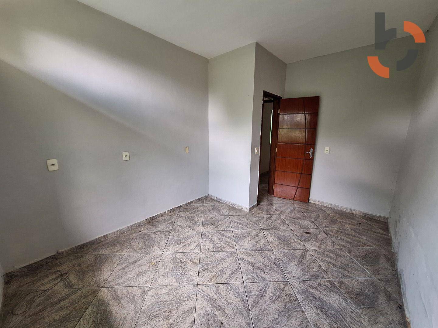 Casa à venda com 2 quartos, 60m² - Foto 34