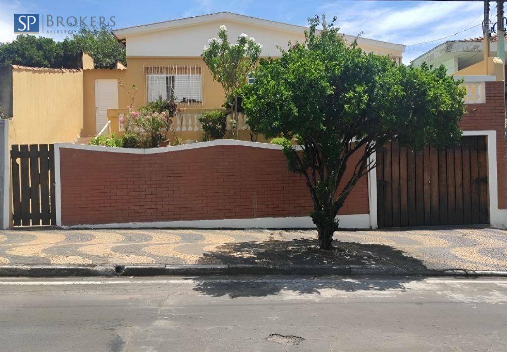 Casa à venda com 4 quartos, 116m² - Foto 1