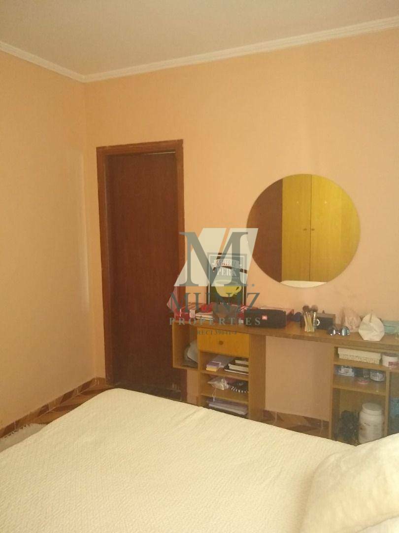 Casa à venda com 3 quartos, 190m² - Foto 14