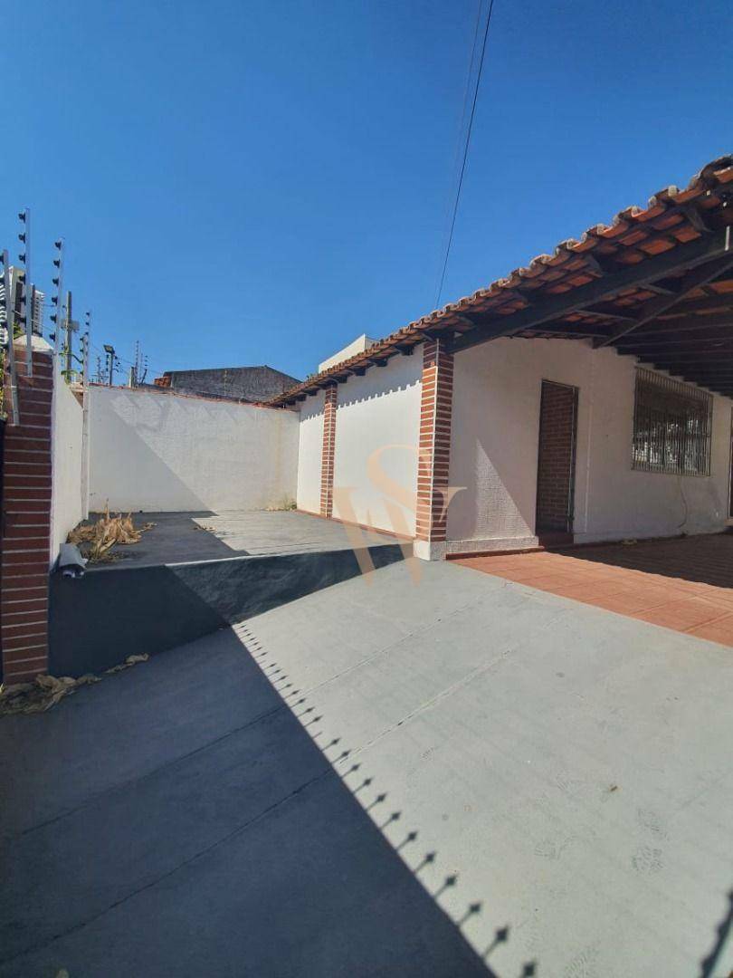 Casa à venda com 1 quarto, 266m² - Foto 26