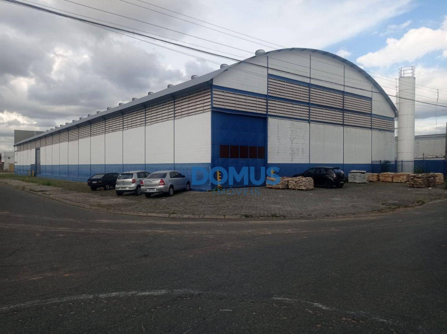 Depósito-Galpão-Armazém para alugar, 2450m² - Foto 1