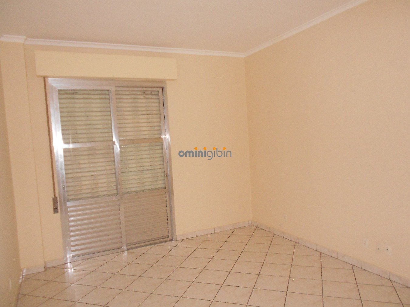 Apartamento à venda com 2 quartos, 90m² - Foto 3