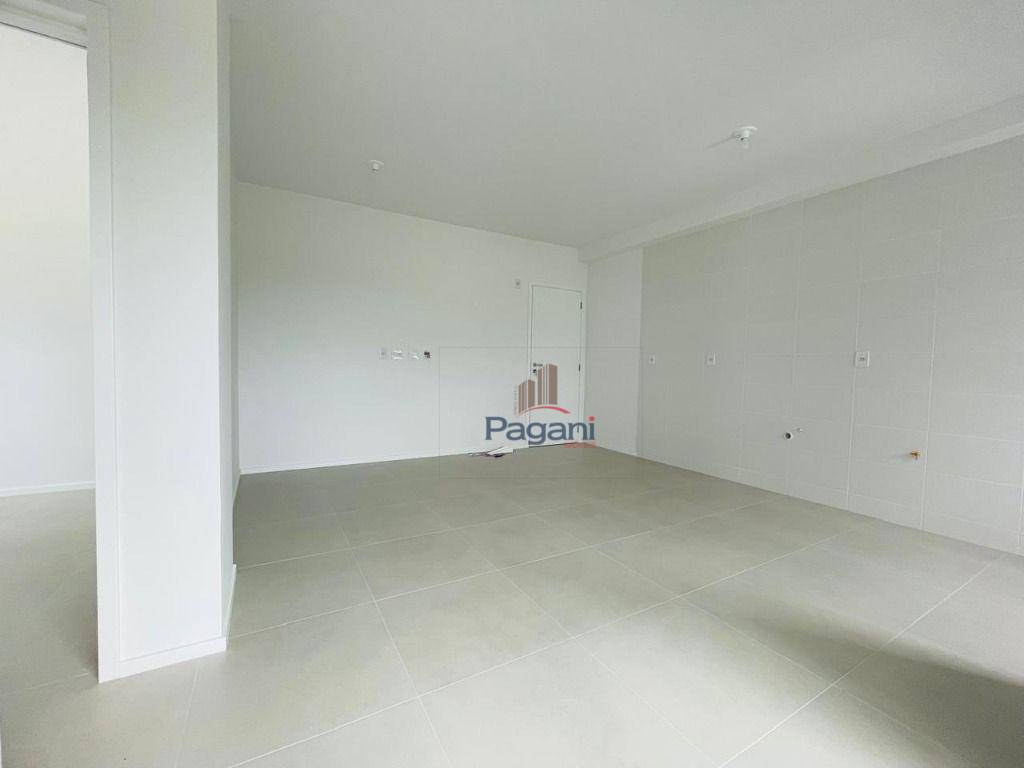 Apartamento à venda com 2 quartos, 54m² - Foto 18