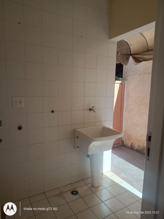 Casa de Condomínio para alugar com 3 quartos, 120m² - Foto 16