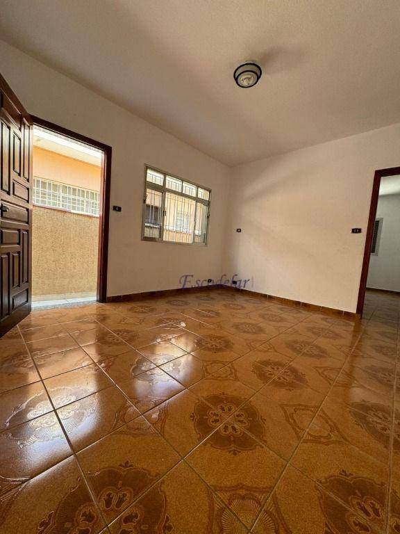 Casa à venda com 4 quartos, 160m² - Foto 4