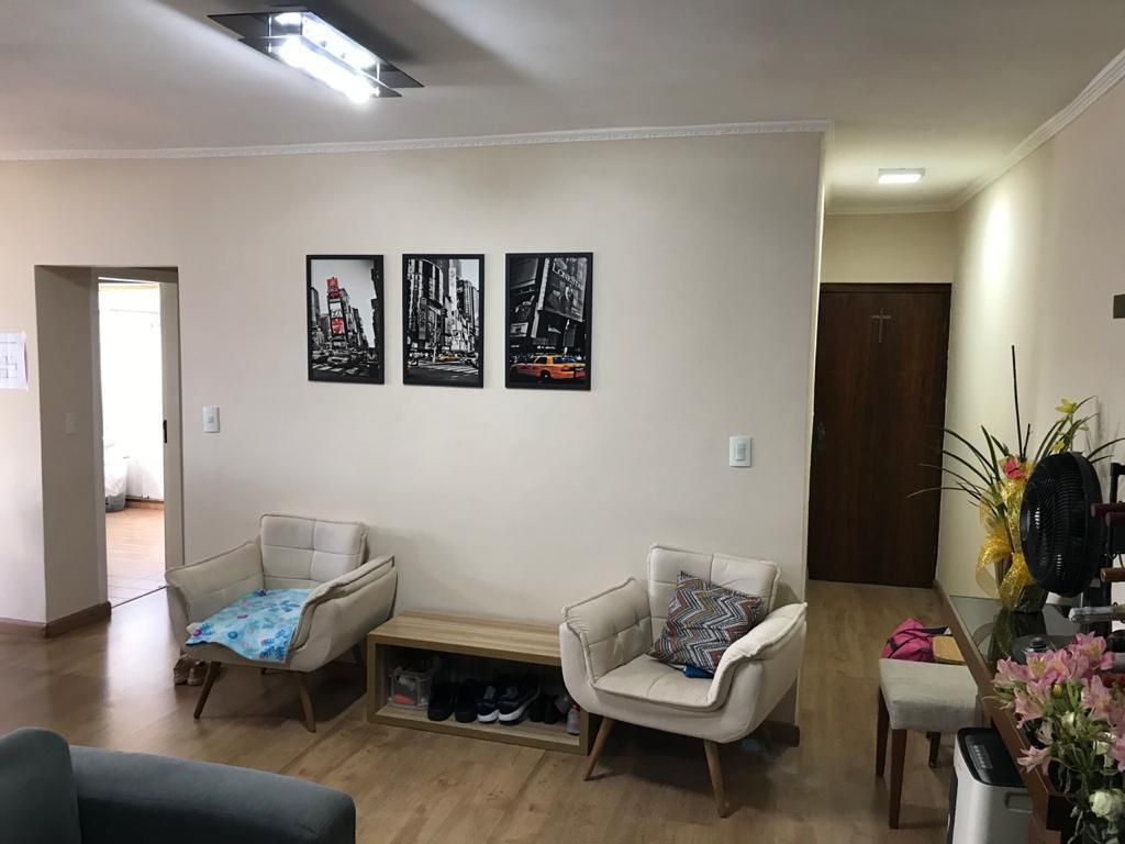 Apartamento à venda com 3 quartos, 117m² - Foto 1